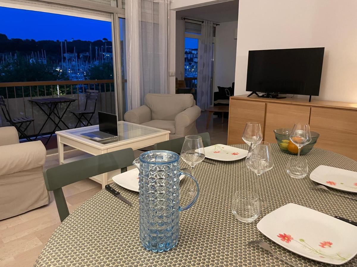 Appartement Les Pieds Dans L'Eau Saint-Mandrier-sur-Mer Luaran gambar