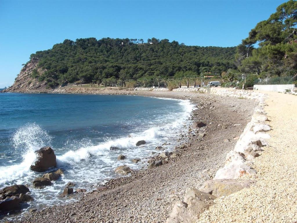 Appartement Les Pieds Dans L'Eau Saint-Mandrier-sur-Mer Luaran gambar