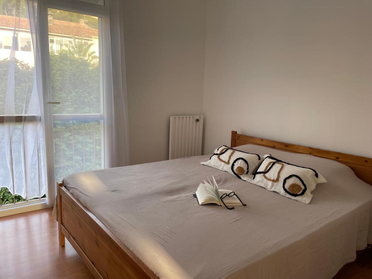 Appartement Les Pieds Dans L'Eau Saint-Mandrier-sur-Mer Luaran gambar